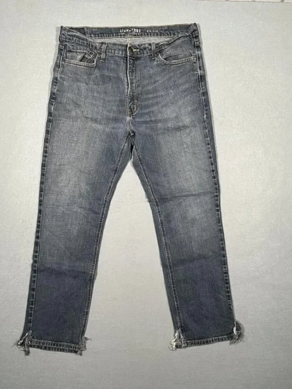 Levi’s Signature Blue Classic Denim Jeans Frayed Hem W38 I32